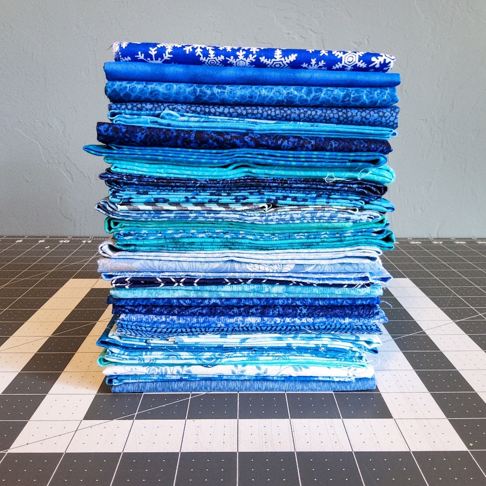 Cotton Quilting Craft Fabric Fat Quarter Bundle Blue Floral Blender 35 Pieces
